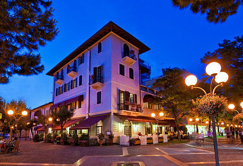 Erica Hotel 4*